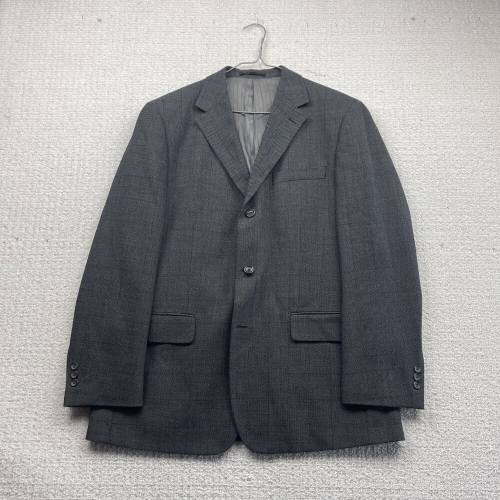 Van Heusen Charcoal Gray Plaid Windowpane Blazer Men Size 44R Sports Coat Preppy